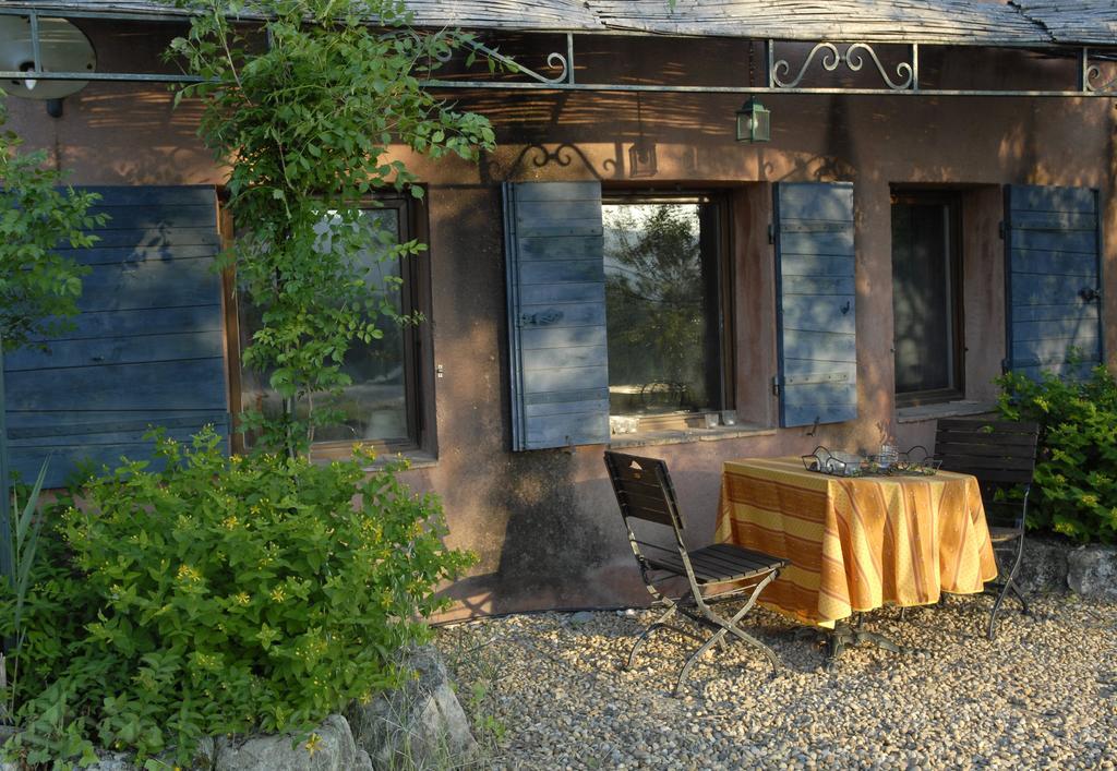Residence Les Rossignols Roussillon en Isere Rom bilde