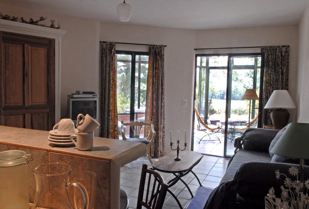 Residence Les Rossignols Roussillon en Isere Rom bilde